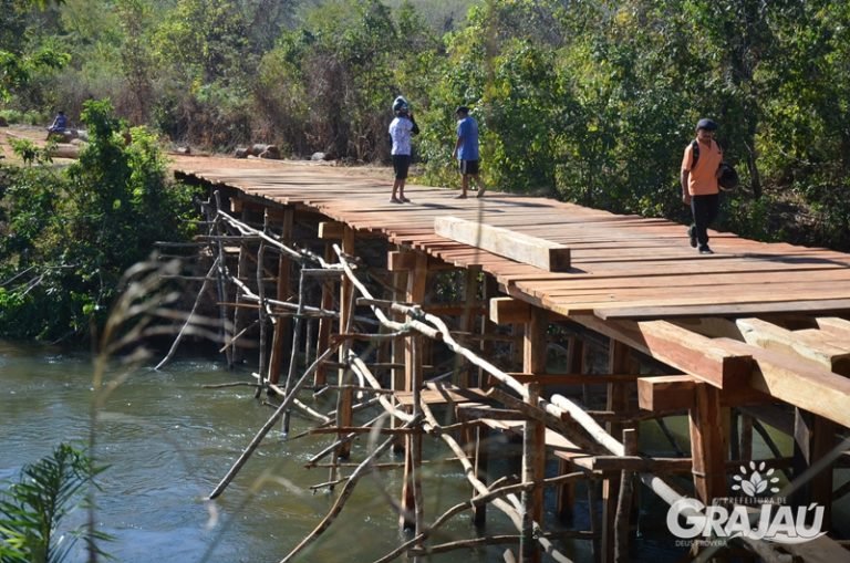 Prefeitura de Grajaú faz vistoria na construção da ponte da Aldeia Bacurizinho