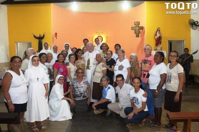 Primeiro encontro de padre Costante em Dom Pedro foi com os irmãos da Ordem Francisca Secular