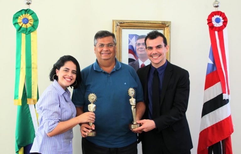 Governador Flávio Dino recebe produtores de filme maranhense premiado no Festival de Cinema de Gramado
