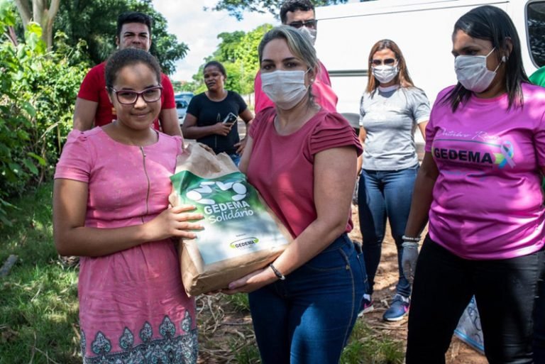 A pedido de Simone Limeira, Gedema doa cestas básicas aos atingidos pelas cheias em Grajaú